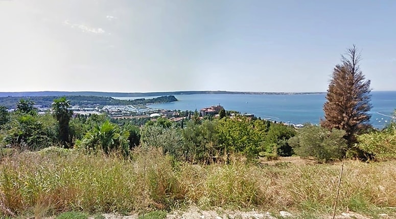 Izklicna cena za portoroško parcelo je v drugo za več kot 150.000 evrov višja, kot je bila prvotno ponujena izhodiščna vrednost.