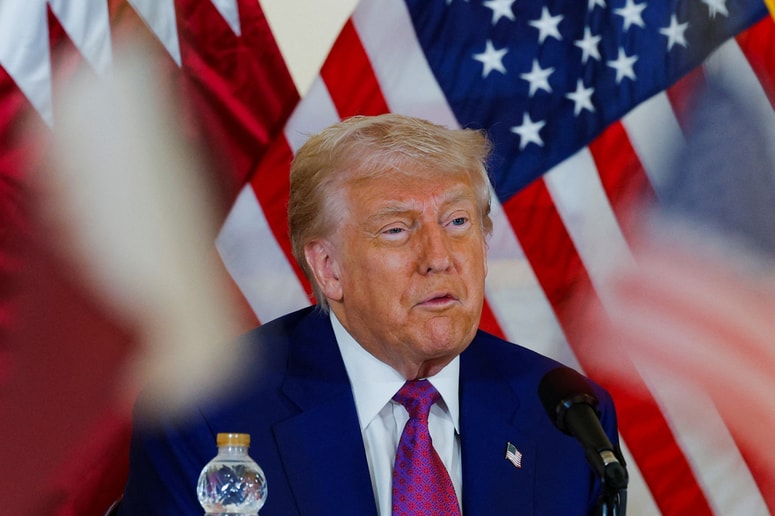 Donald Trump se mudi na štiridnevnem obisku na Bližnjem vzhodu.