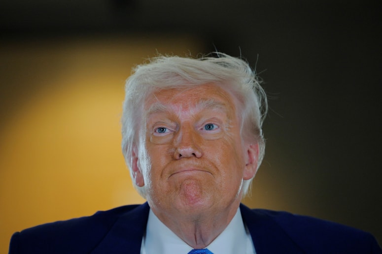 Glavna fotografija članka:Trump za ponedeljek napovedal pogovor s Putinom in Zelenskim