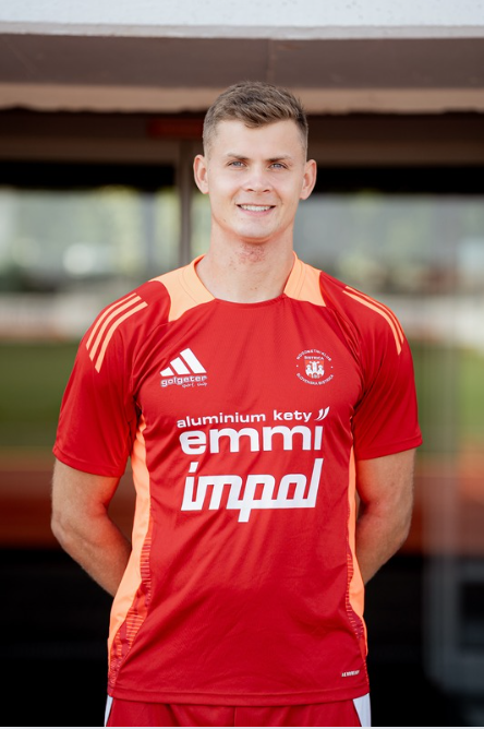 Na lestvici strelcev ima napadalec Bistrice pred zadnjim krogom štiri gole več kot prvi zasledovalec, zato bo skoraj zagotovo osvojil naziv najboljšega strelca. 