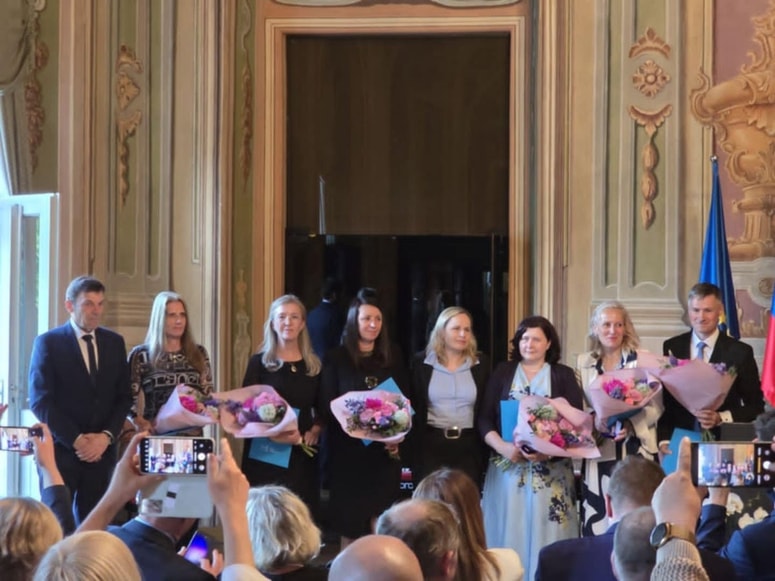 Zavod za šolstvo je v Muzeju novejše zgodovine Slovenije že 26. zapored podelil priznanja Blaža Kumerdeja. 