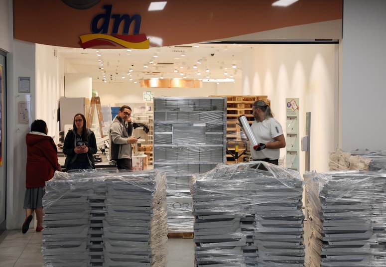 Trgovino DM na mariborski tržnici že nekaj dni praznijo. 