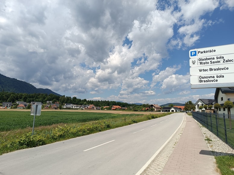 Obstaja le še manjša težava – manjši del zemljišča znotraj rakoveljskega novega naselja posameznik še ne želi prodati. 