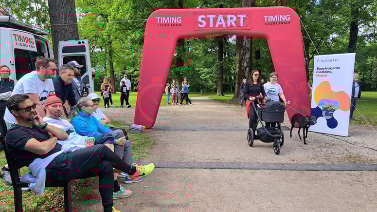 Startno cilji prostor prireditve Krog življenja v parku Ravne 