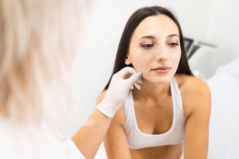 Estetske rešitve obstajajo, vendar naj bodo vedno podrejene varnosti in zdravju kože.