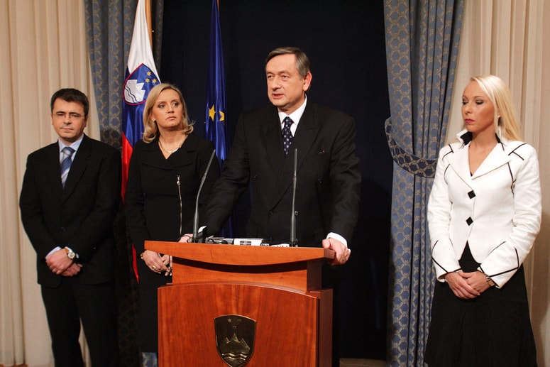 Mojca Seliškar Toš levo ob Danilu Türku