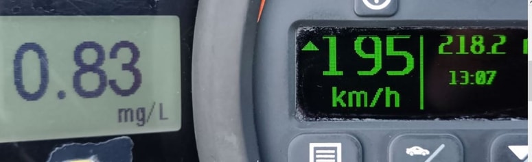 Pijan in prehiter po avtocesti.