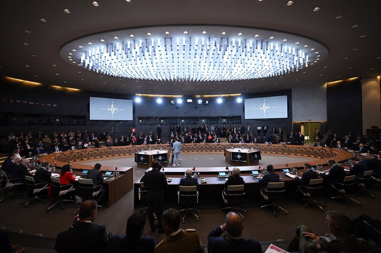 Glavna fotografija članka:"Nato na vse možne načine kaže svoj pravi obraz kot instrument agresije in konfrontacije"