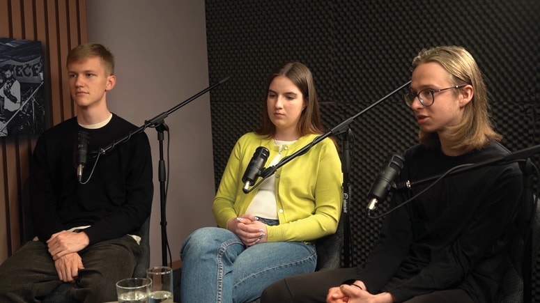 (Z leve): Miha Ferlinc, Alja Kukovič, Jakob Kršljin Stojič

