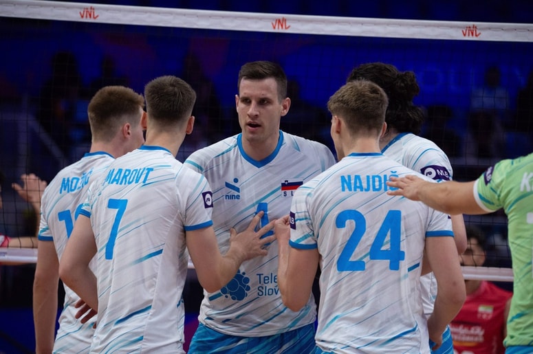 Glavna fotografija članka:Slovenski odbojkarji do zmage na prijateljski tekmi na Japonskem