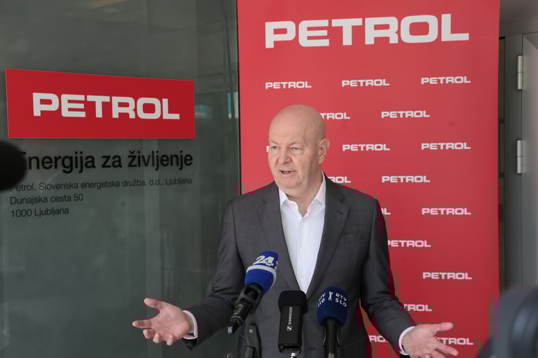 Petrol po Bergerjevih besedah ni podjetje brez posluha, kar da so s stabilnim poslovanjem, z razvojnimi in družbeno odgovornimi aktivnostmi ves čas dokazovali.