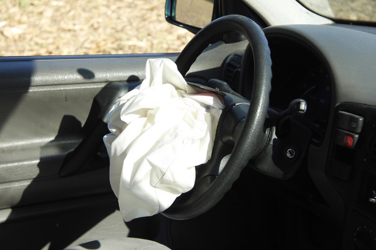 V kolikor na obvestilo ne odzovete, je mogoče, da se bo vaše vozilo uvrstilo na seznam in ga ne bo mogoče registrirati ali prepisati lastništva. 