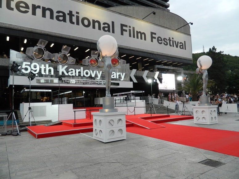 Filmski festival v Karlovih Varih je drugi najstarejši filmski festival v Evropi. 