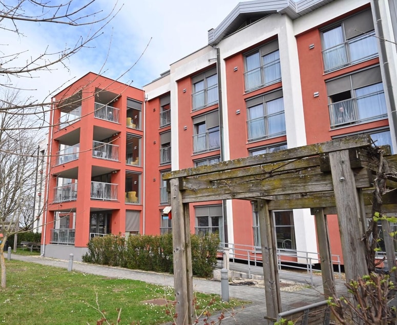 Za vršilca dolžnosti direktorja Doma starejših Rakičan sta bila v igri dva kandidata – Leon Zelko in Bojana Mohorič. 