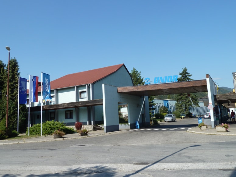 Zreški Unior, ki je imel lani na ravni Skupine 54 milijonov evrov izgube, pesti tudi več kot 100 milijonska zadolženost.  