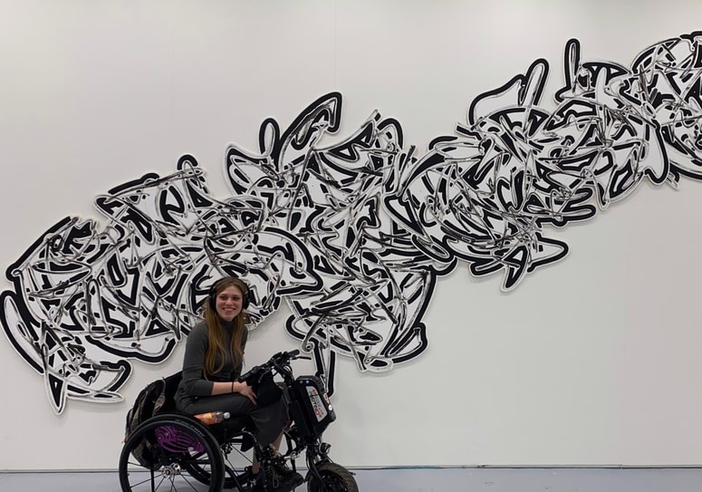 Nike na razstavi moderne umetnosti v Bologni z Društvom študentov invalidov Slovenije. 