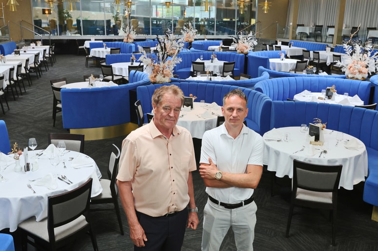 Metod in Tilen Grah v hotelski restavraciji Term Vivat, ki je bila povsem prenovljena. A ne gre samo za infrastrukturo, spremenili so tudi jedilnike, hrano po novem pripravljajo pred gosti.  