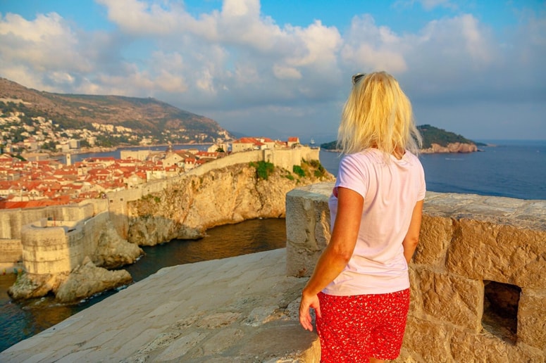 "Iskreno ne razumem navdušenja nad to destinacijo," se nad priljubljenostjo Hrvaške čudi blogerka.
