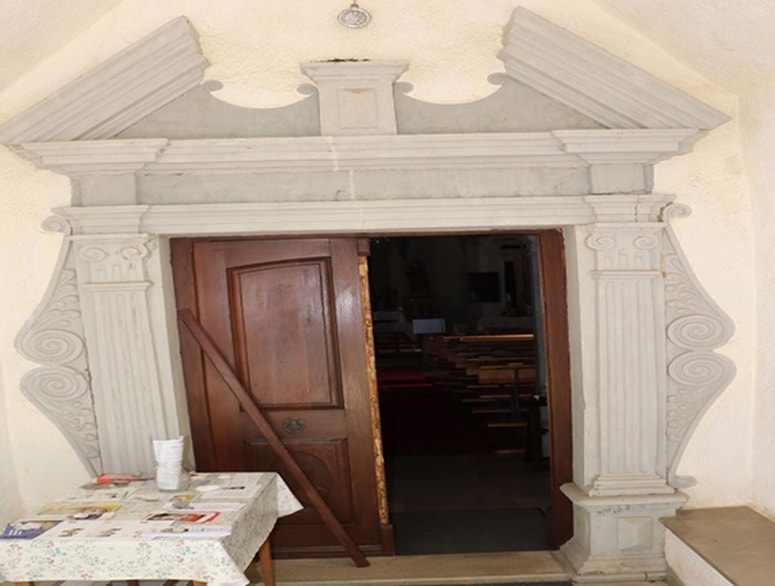 Posledice vloma v cerkev 