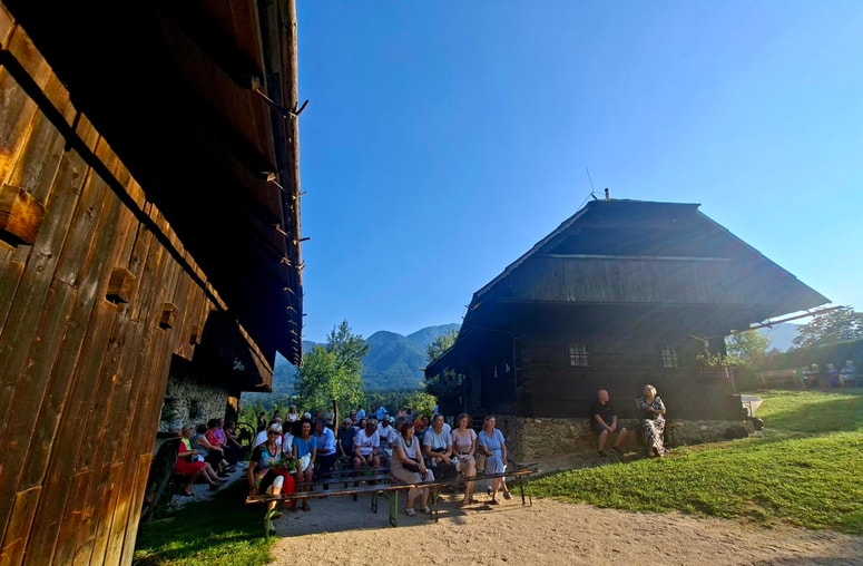 Srečanje pri Prežihovi bajti 