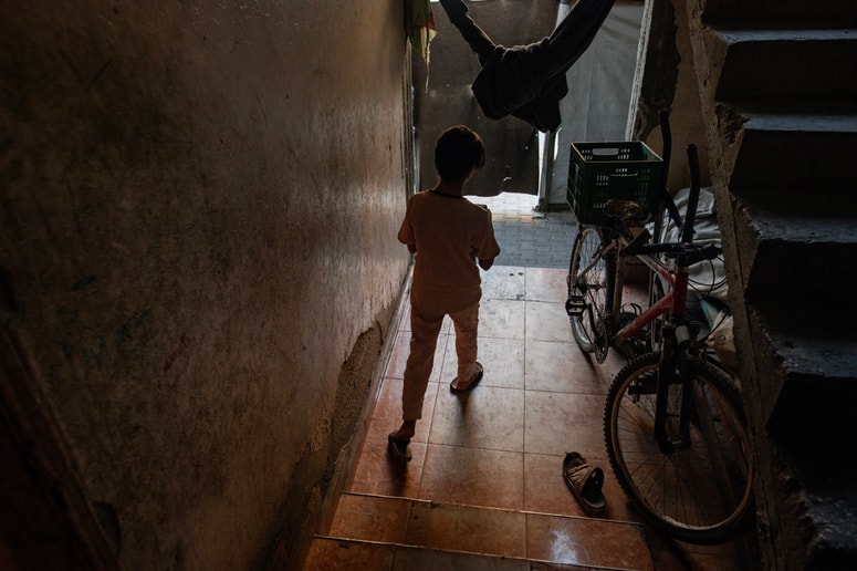 Glavna fotografija članka:Izraelska vojska z novimi napadi na Gazo: Od oktobra 2023 ubitih in ranjenih že več kot 50.000 otrok