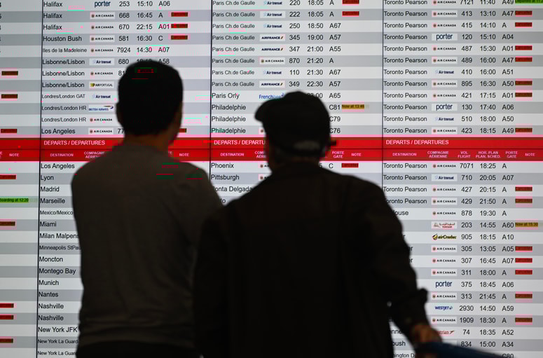Glavna fotografija članka:(FOTO) Kabinsko osebje družbe Air Canada po sklenitvi začasnega dogovora končalo stavko