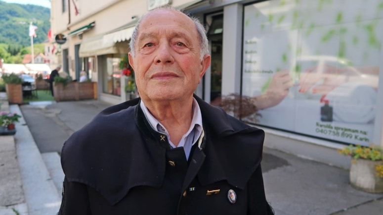 Idrijčan Marjan Kogej - Mare ima pri 89 letih za sabo 76 let igranja v najstarejšem, 360-letnem godbenem društvu rudarjev Idrija. 