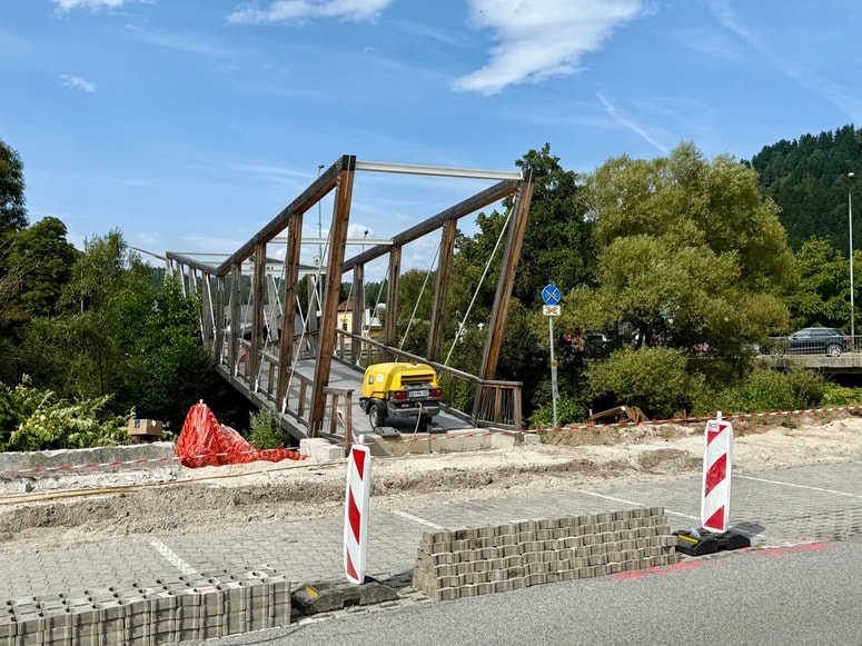 Glavna fotografija članka:(FOTO) Se v Slovenj Gradcu vendarle obeta konec sage okoli kolesarskih mostov? 