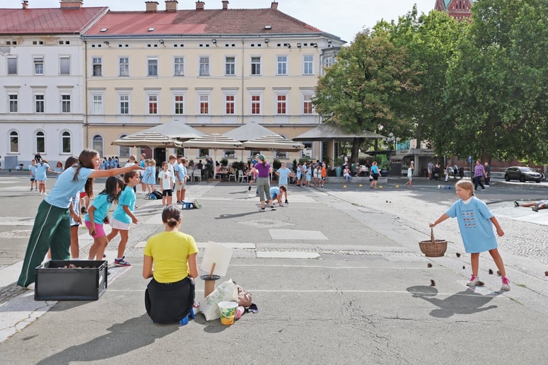 "Zadnji dan počitnic si vsakič malo oddahnemo, ker so letovanja za nami brez velikih zapletov," je komentirala predsednica ZPM Maribor Nina Babič.