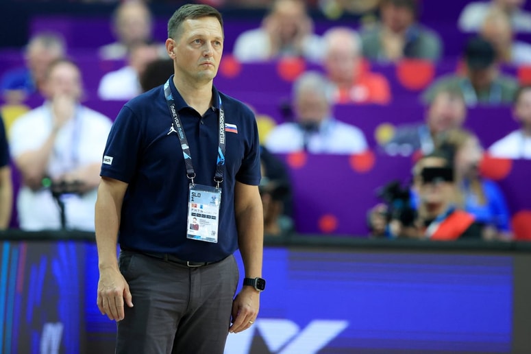 Glavna fotografija članka:Šport na TV