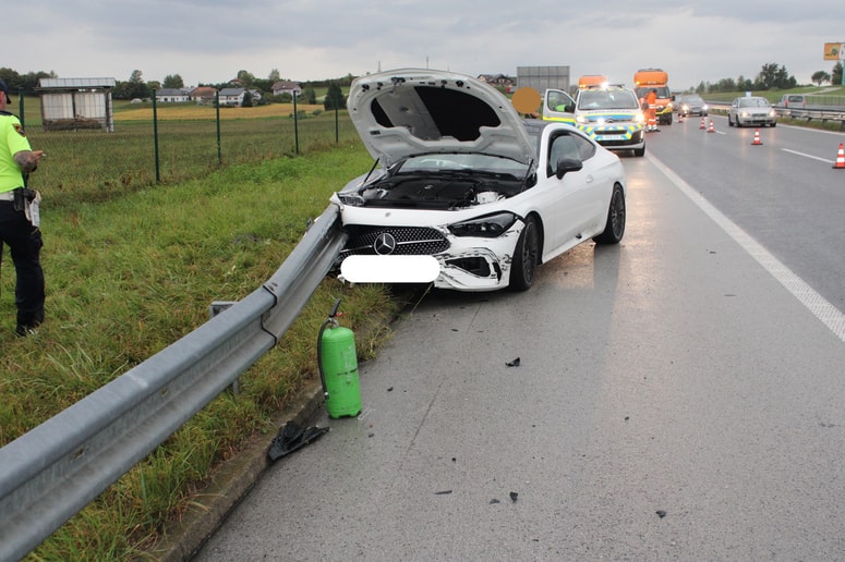 Posledice nesreče na dolenjski avtocesti