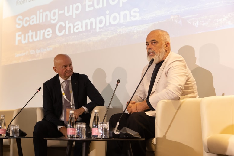 Albanski premier Edi Rama je opozoril na preveliko stopnjo birokratizacije Evrope.