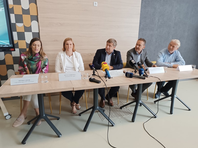 Prihajajoči 57. MOS so predstavili Monika Oštir, Renata Košenina, Blaž Cvar, Andrej Brglez in Zdene Vrbovšek. 