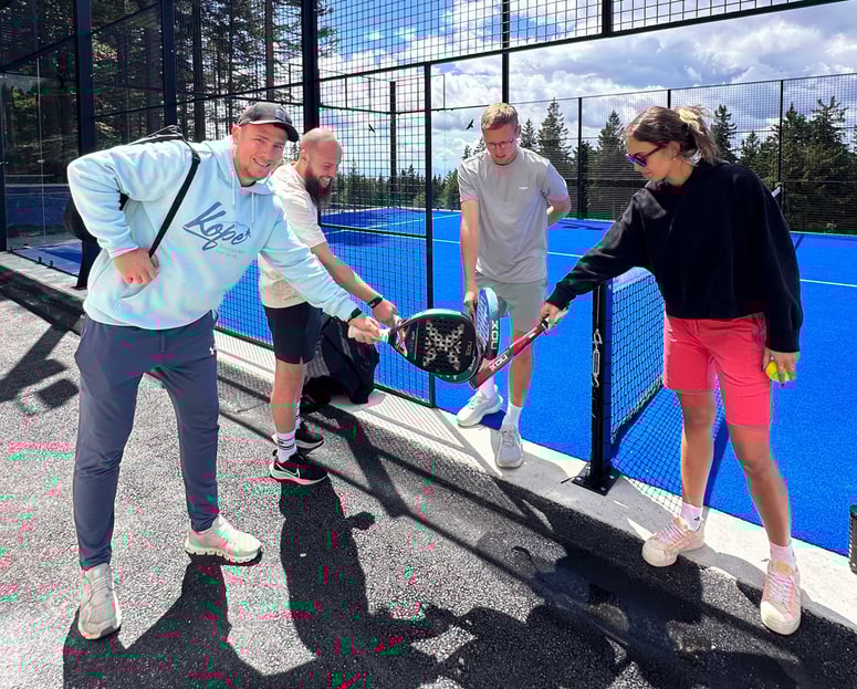 Padel kamp na Kopah je združil več kot 20 aktivnih igralcev padla.