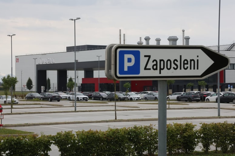 Tridesetim odpuščenim v Magni pripadata dve plači odpravnine. 