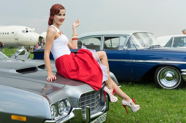 Glavna fotografija članka:Rače za en dan postajajo festival ameriškega stila