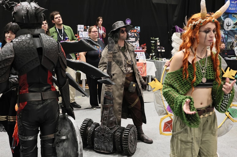 Glavna fotografija članka:(FOTO) Superman, Loki, Asterix, Harley Quinn, Dovahkiin: Dvorano Tabor napolnili liki iz filmov in sveta video iger