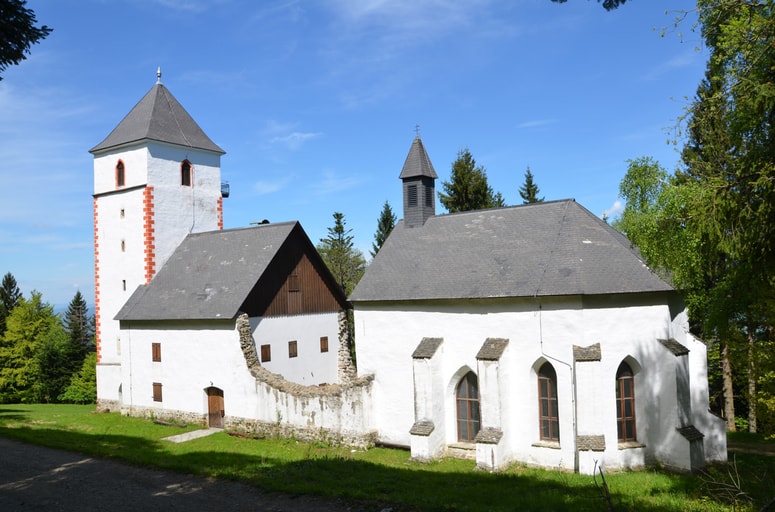 Cerkev svetega Bolfenka na Pohorju 