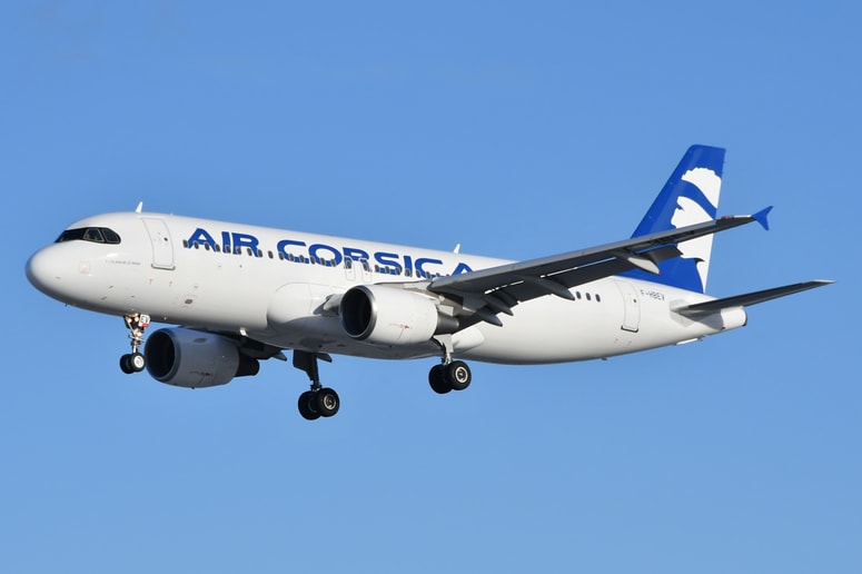 Airbus A320 letalske družbe Air Corsica.