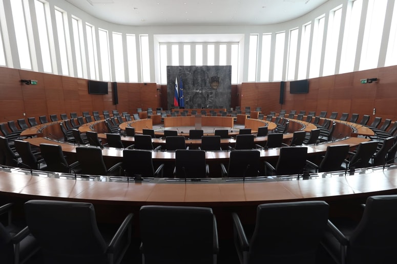 Glavna fotografija članka:V državem zboru je novela zakona o uresničevanju javnega interesa za kulturo

 