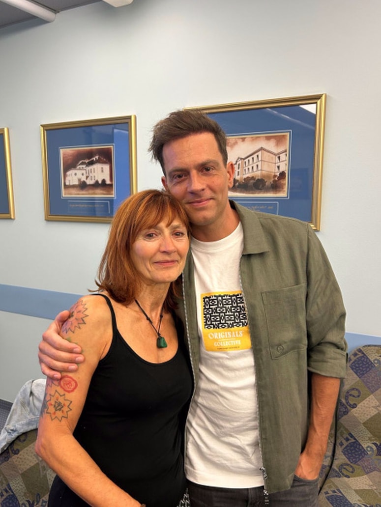 Milena Višnjei in Jernej Kaloh po presaditvi ledvice z robotsko asistenco v UKC Ljubljana.