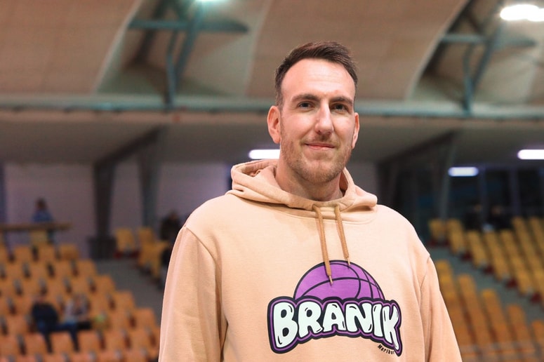 Urban Gorjanc je bil s Heliosom leta 2016 slovenski državni prvak. 