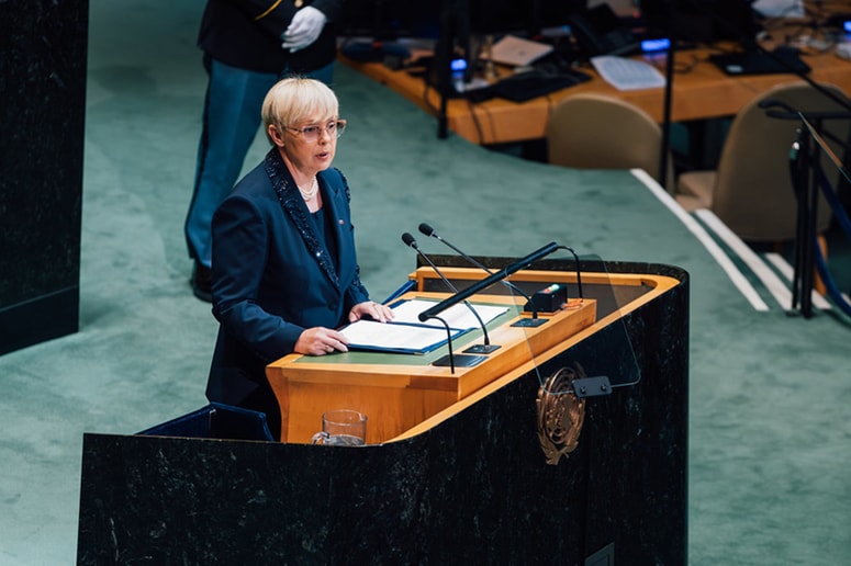 Glavna fotografija članka:(PISMO BRALCA) Melania in predsednica Nataša