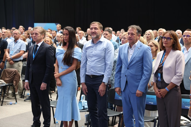 Glavna fotografija članka:(REKLI SO) Grega Repovž: Vlade zamujenih priložnosti