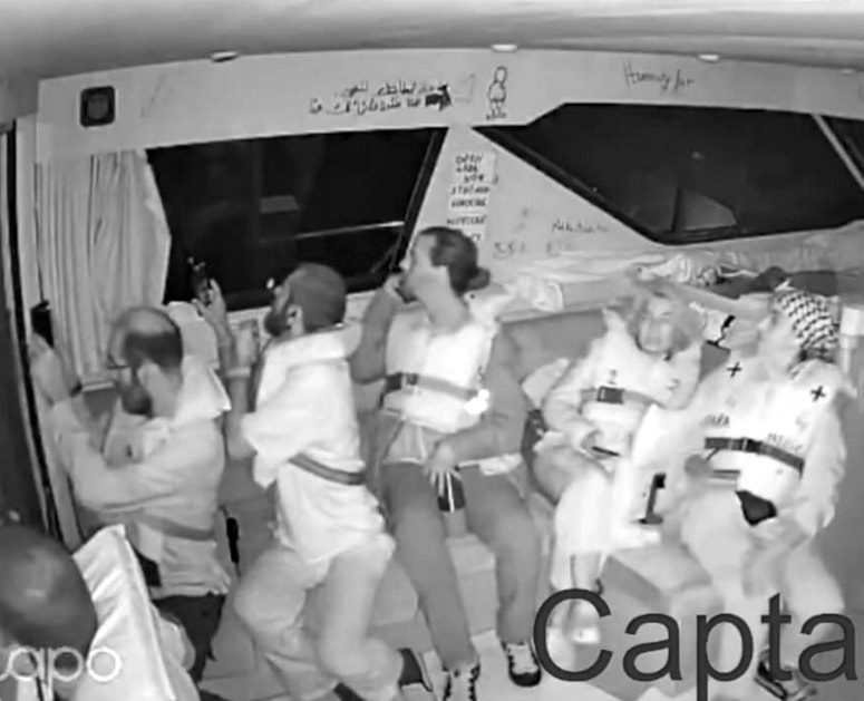 Posnetek s flotilje Sumud