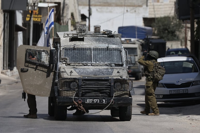 Izraelska vojska na palestinskem ozemlju