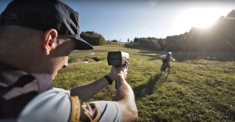 Policaj Vreček na Pohorju, parodija 