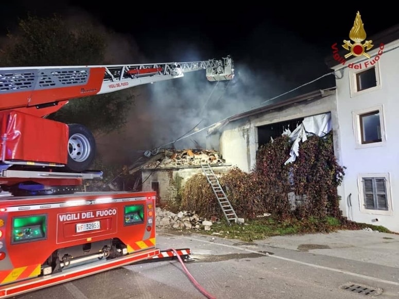 Hiša v kraju Castel d'Azzano po eksploziji 