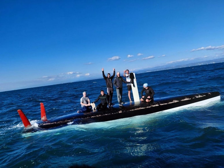 Reševanje posadke potapljajoče jadrnice pri Izoli