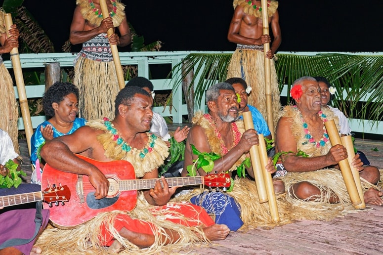 Fidži ima zelo pisano kulturo in veliko naravnih lepot.